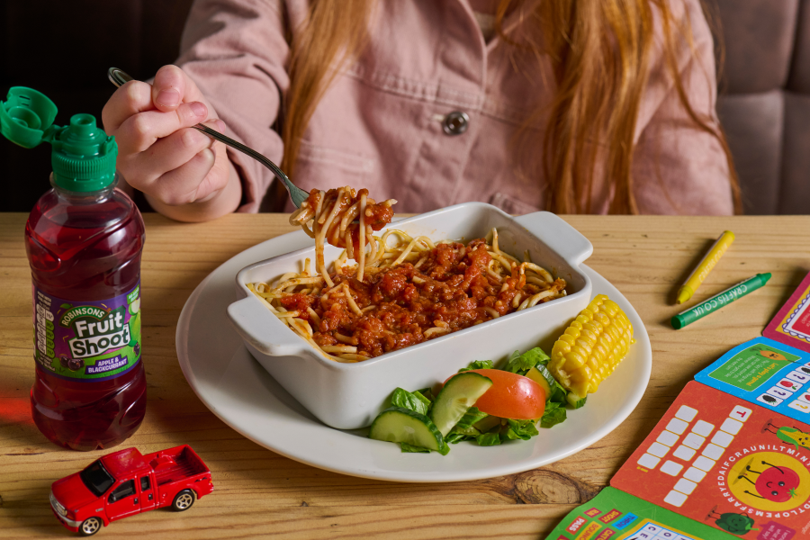 cookhouse_and_pub_aw25_kids