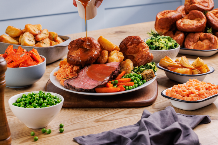 Sunday Roast at Cookhouse Pub